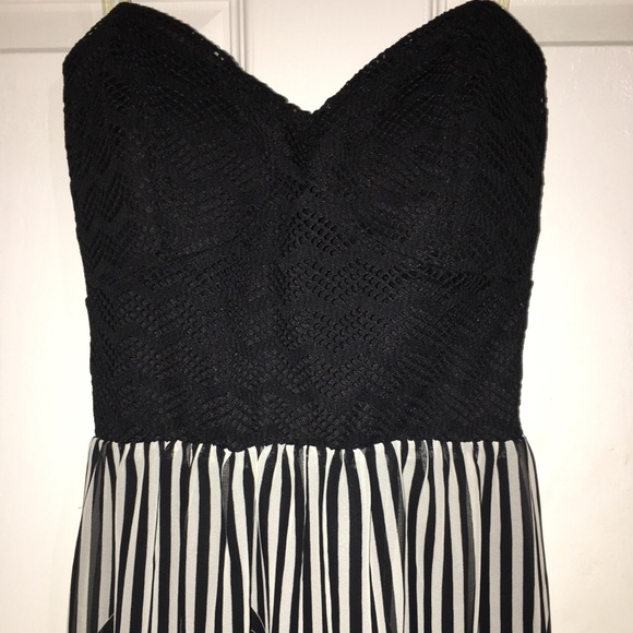 Long strapless open back dress - Picture 2 of 5